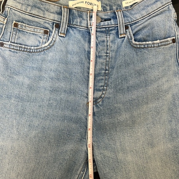 Aritzia Denim Forum The Arlo High Rise Straight 28L | Size 25 Light Wash - Picture 14 of 15